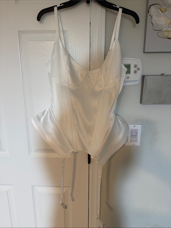 Fashion Nova Tops - Fashion Nova White Satin Corset Camisole with Garter Straps